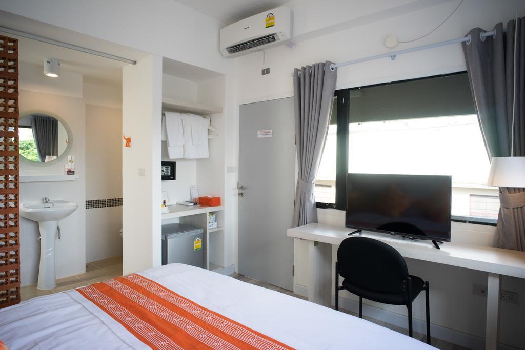202 House Hotel Чиангмай Екстериор снимка